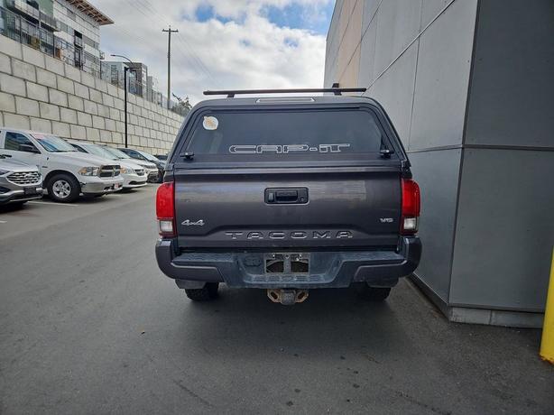 2021 Toyota Tacoma 4x4 Double Cab Auto | One Owner! image 5