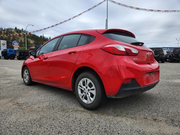 2019 Chevrolet Cruze LS image 4