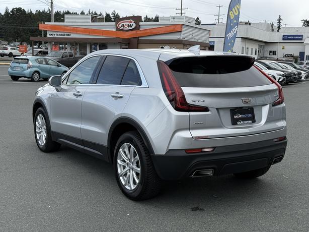 2019 Cadillac XT4 Luxury AWD -No Reported Accidents & Memory Seats image 8