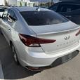 2020 Hyundai Elantra Preferred Sun thumbnail image 3