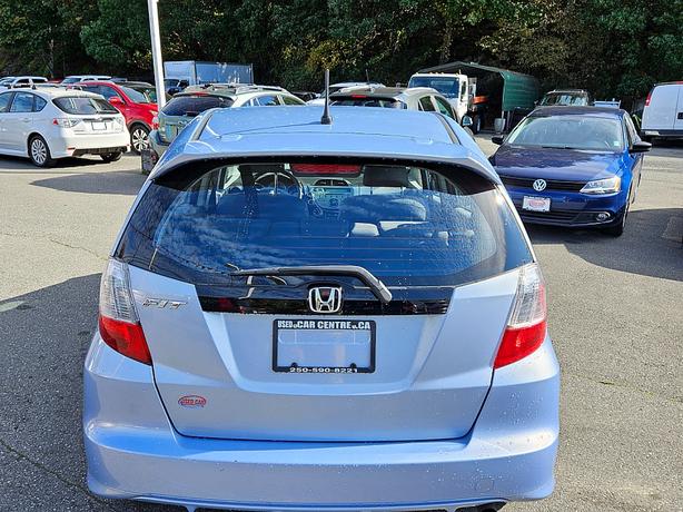 2009 Honda  Fit LX image 4