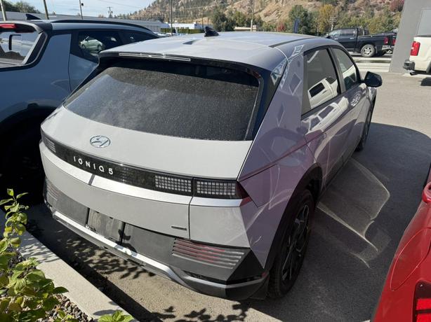 2024 Hyundai IONIQ 5 Preferred image 3