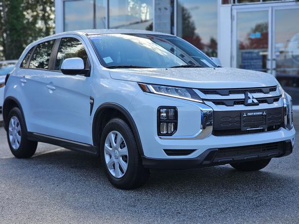 2024 Mitsubishi RVR ES image 3