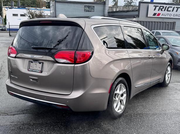 2017 Chrysler Pacifica 4dr Wgn Touring-L Plus image 5