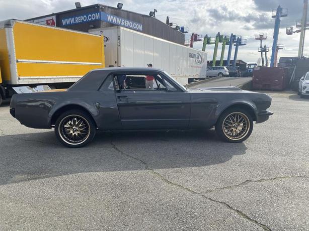 1966 Ford Mustang 2 door Coupe with Wide Body image 6