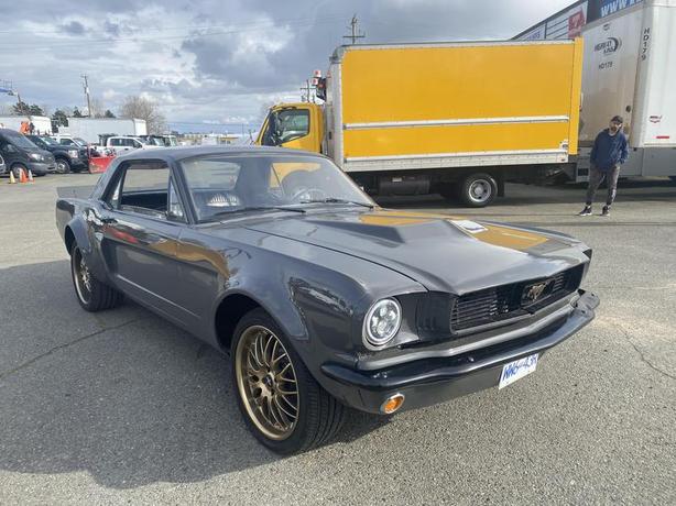 1966 Ford Mustang 2 door Coupe with Wide Body image 7