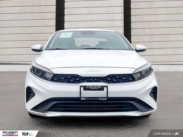 2022 Kia Forte LX image 2