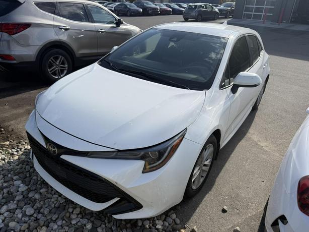 2019 Toyota Corolla Hatchback Base image 2