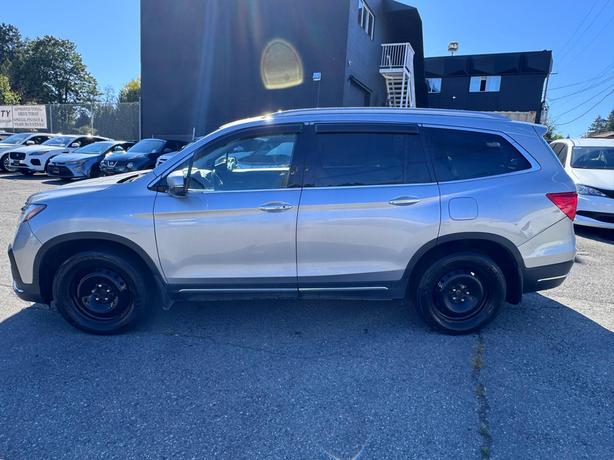 2021 Honda Pilot Touring 8-Passenger - No Accidents, Sunroof image 2
