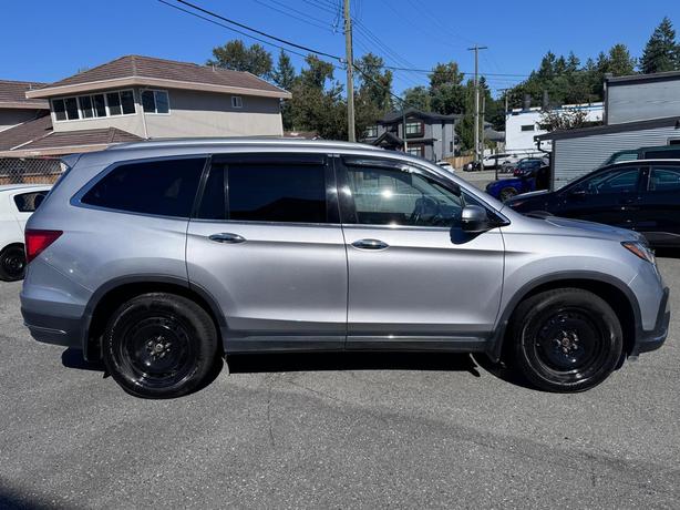 2021 Honda Pilot Touring 8-Passenger - No Accidents, Sunroof image 6