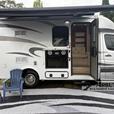 Used 2014 Pleasure-Way Plateau XL MB thumbnail image 7