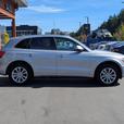 2016 Audi Q5 2.0T - Sunroof, NAV, Heated Seats, AWD thumbnail image 5