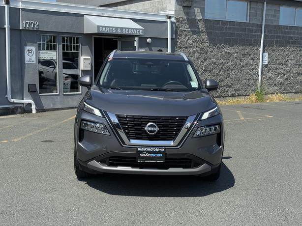2023 Nissan Rogue SV AWD - Front Dual Zone A/C & Power Moonroof image 3