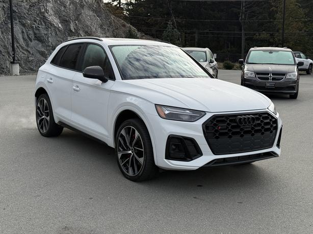 2022 Audi SQ5 quattro- Power Moonroof & Red Nappa Leather Seat image 4