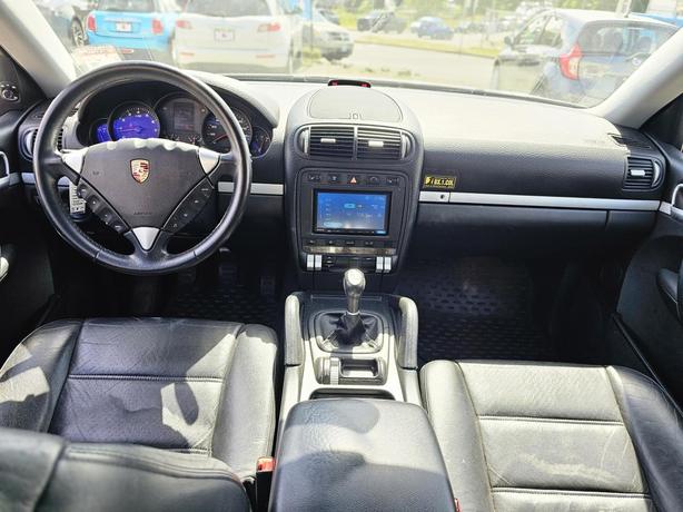2005 Porsche Cayenne image 6