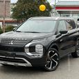 2024 Mitsubishi Outlander PHEV thumbnail image 2