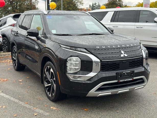 2024 Mitsubishi Outlander PHEV image 4
