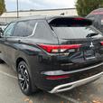 2024 Mitsubishi Outlander PHEV thumbnail image 8