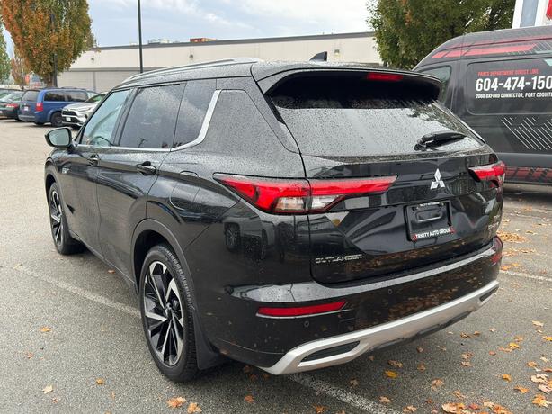 2024 Mitsubishi Outlander PHEV image 8