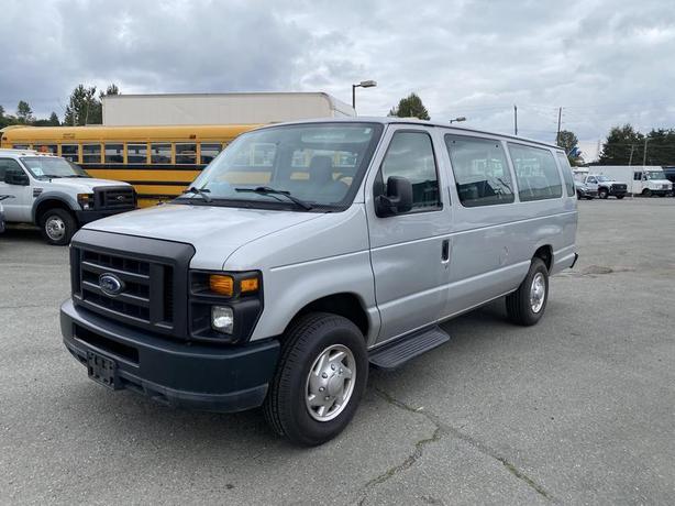 2010 Ford Econoline E-350 XL Super Duty Extended 15 Passenger Van image 1