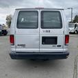 2010 Ford Econoline E-350 XL Super Duty Extended 15 Passenger Van thumbnail image 4