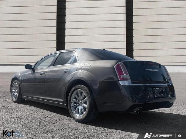 2013 CHRYSLER 300 image 4