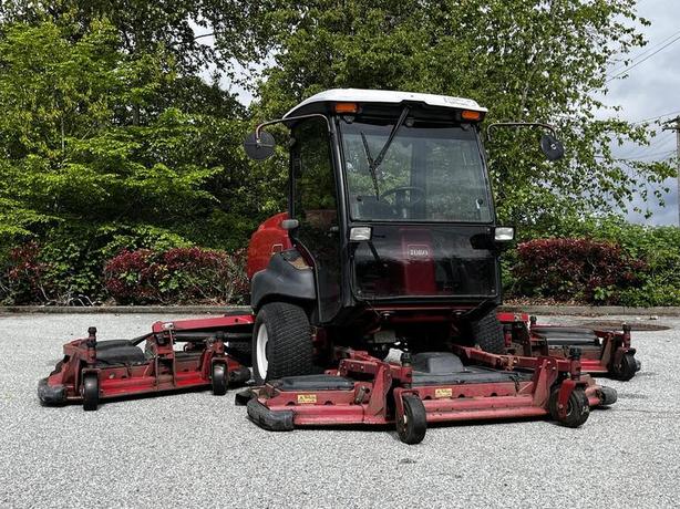 2012 Toro Groundsmaster 5910 4WD Enclosed Mower Diesel 4WD image 2