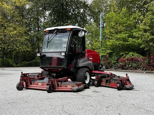 2012 Toro Groundsmaster 5910 4WD Enclosed Mower Diesel 4WD image 4