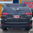 2018 Jeep Grand Cherokee Laredo 4x4 | Power Sunroof | Heated Seats! thumbnail image 5