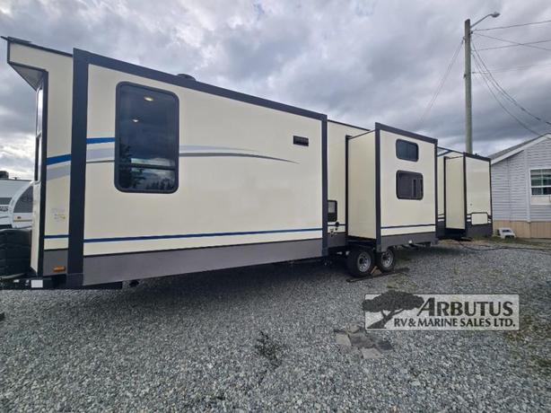 Used 2019 Keystone RV Residence 401MBNK image 3