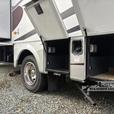 Used 2013 Newmar Bay Star Sport 3310 thumbnail image 8
