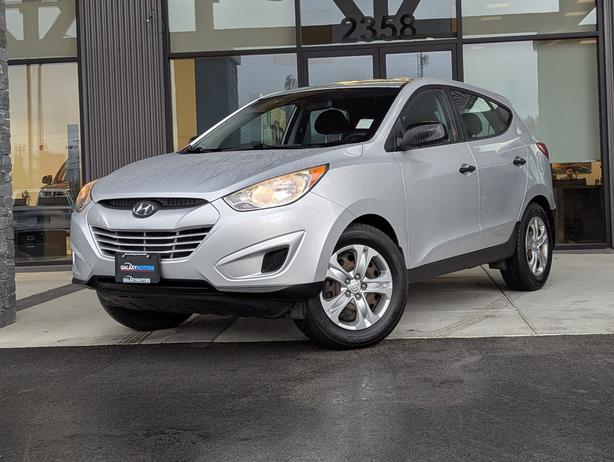 2013 Hyundai Tucson GL - No Accidents, Heated Seats image 1