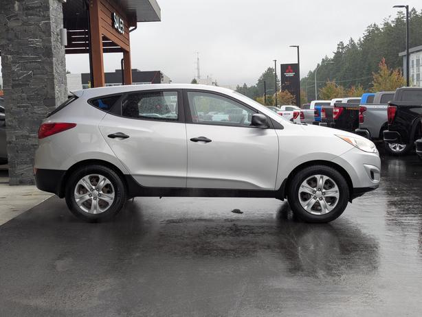 2013 Hyundai Tucson GL - No Accidents, Heated Seats image 5