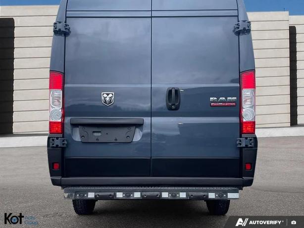 2022 RAM PROMASTER CARGO VAN image 5