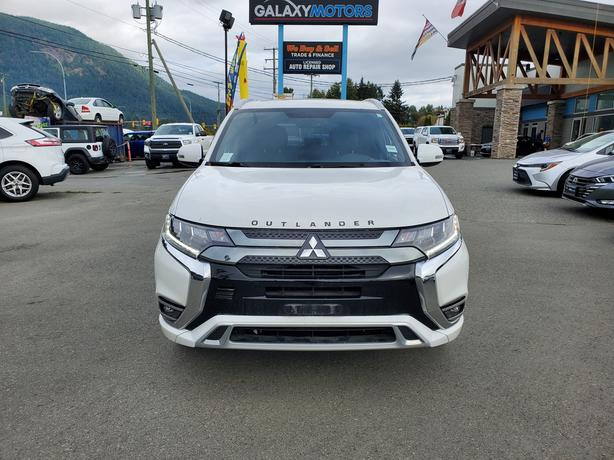 2020 Mitsubishi Outlander PHEV 4WD - Heated Seats, Heated Wheel, Moonroof image 3
