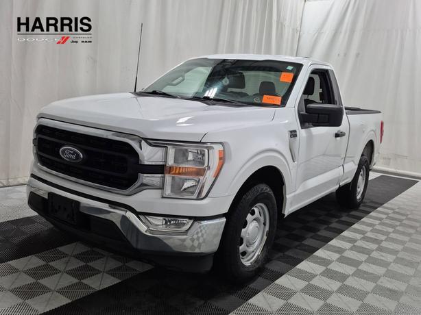 2022 Ford F-150 XLT 2WD Reg Cab 6.5' Box | No Reported Accidents! image 1