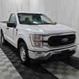 2022 Ford F-150 XLT 2WD Reg Cab 6.5' Box | No Reported Accidents! thumbnail image 3