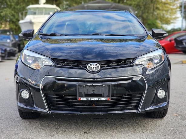 2016 Toyota Corolla image 2