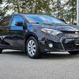 2016 Toyota Corolla thumbnail image 3