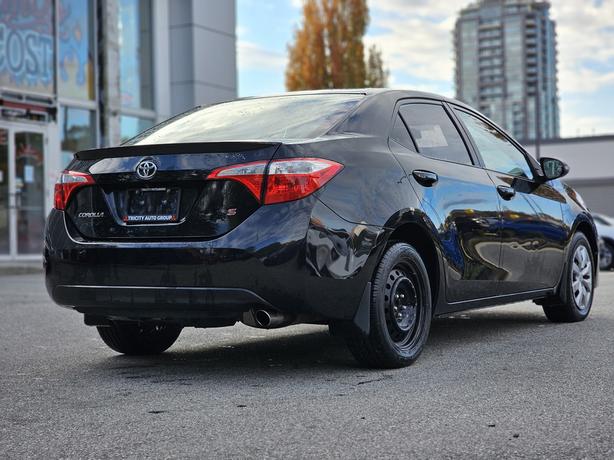 2016 Toyota Corolla image 5