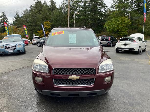 2009 Chevrolet  Uplander LT1 image 2