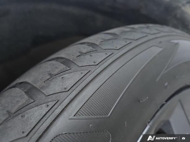 2021 Hyundai Elantra Preferred | Heated Seats | Cruise Control! image 7