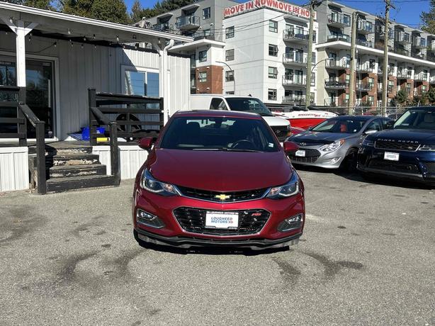 2018 Chevrolet Cruze image 2