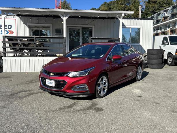 2018 Chevrolet Cruze image 3