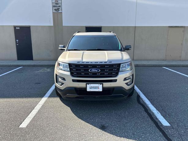 2017 Ford Explorer image 2