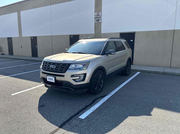 2017 Ford Explorer image 3