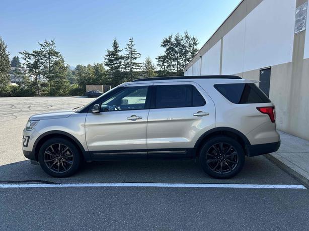 2017 Ford Explorer image 6