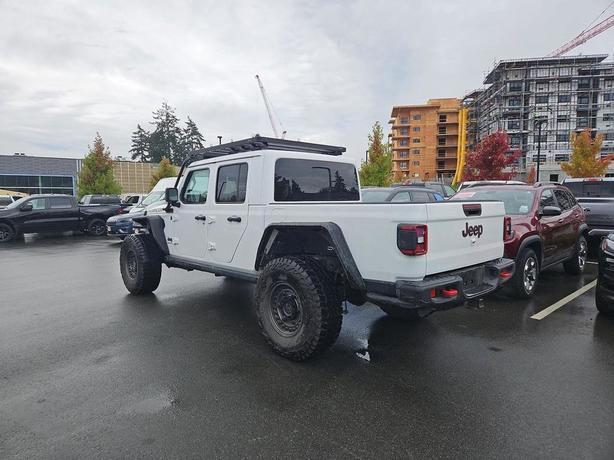 2021 Jeep Gladiator Rubicon 4x4 | One Owner! image 4