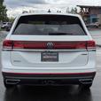 2024 Volkswagen Atlas Comfortline - No Accidents, AWD, Heated Seats thumbnail image 7