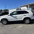 2014 KIA Sorento thumbnail image 4